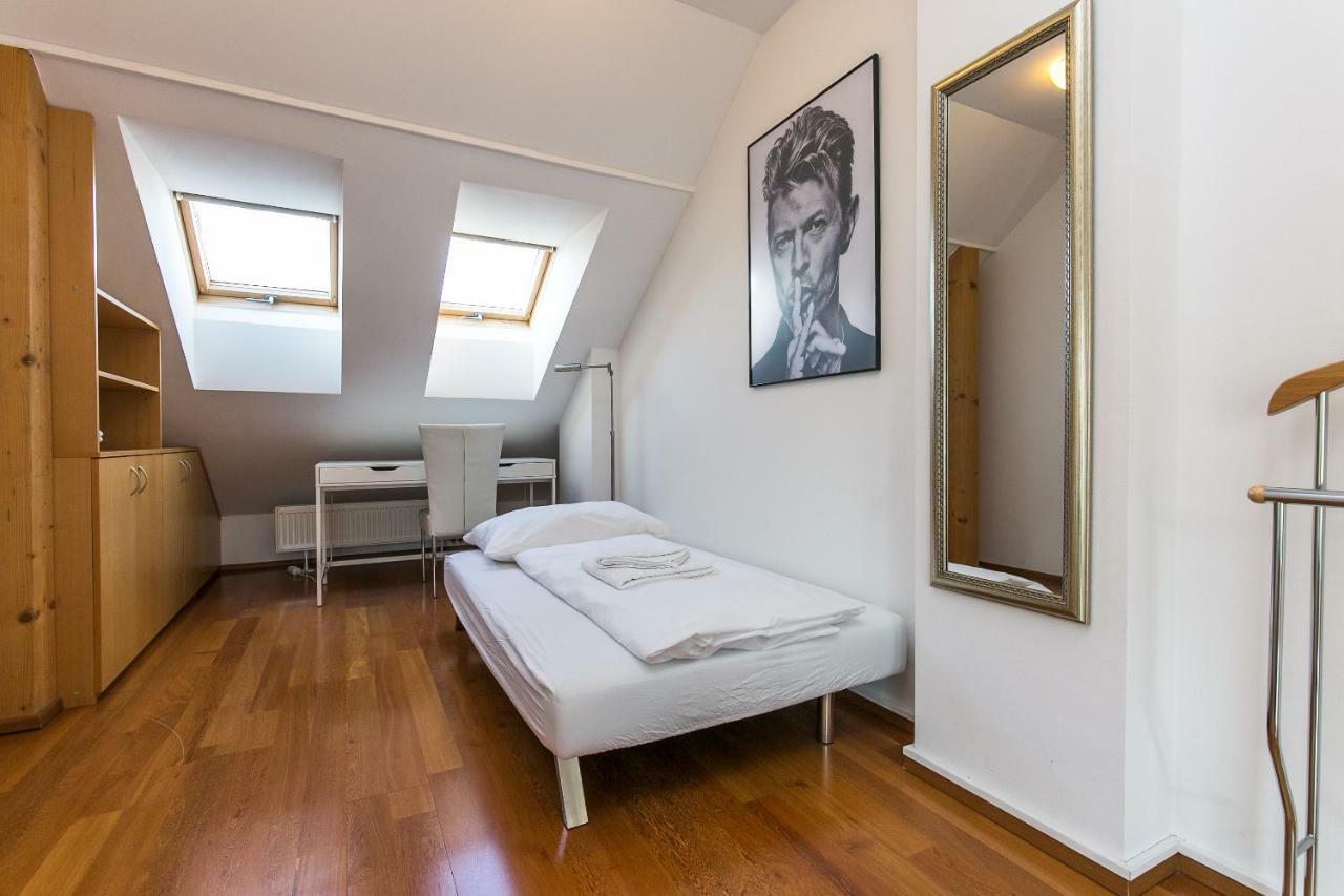 Attic Apartment By Wenceslas Square Praag Buitenkant foto